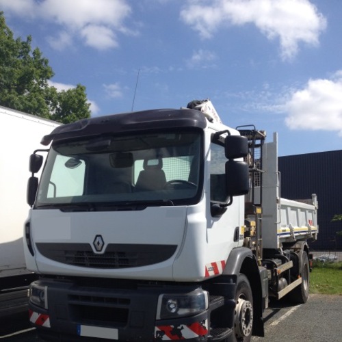 Renault Trucks Premium Lander